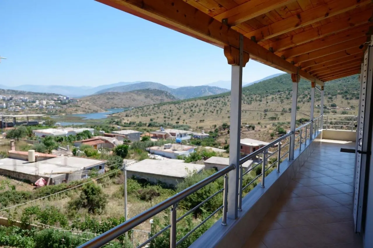 Vila Ervin Ksamil 0*,  Albania
